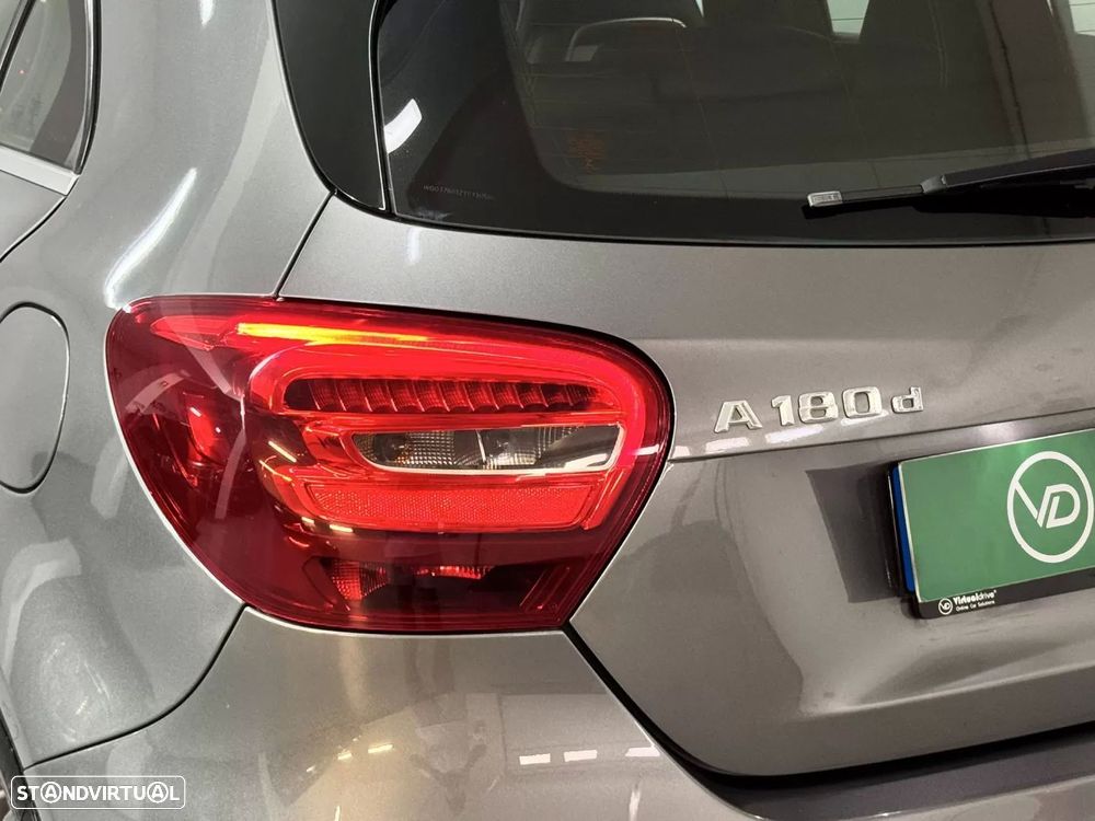 Mercedes-Benz A 180 d 7G-DCT Peak Edition - 14
