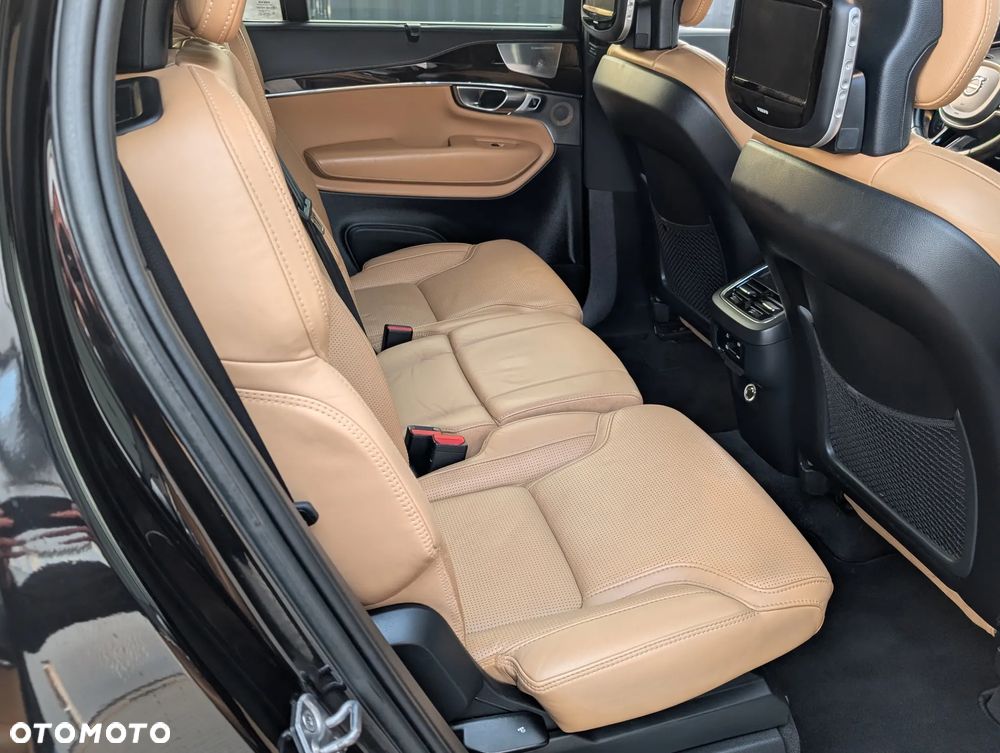 Volvo XC 90 - 19