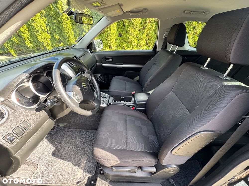 Suzuki Grand Vitara 2.4 Automatik Comfort - 18