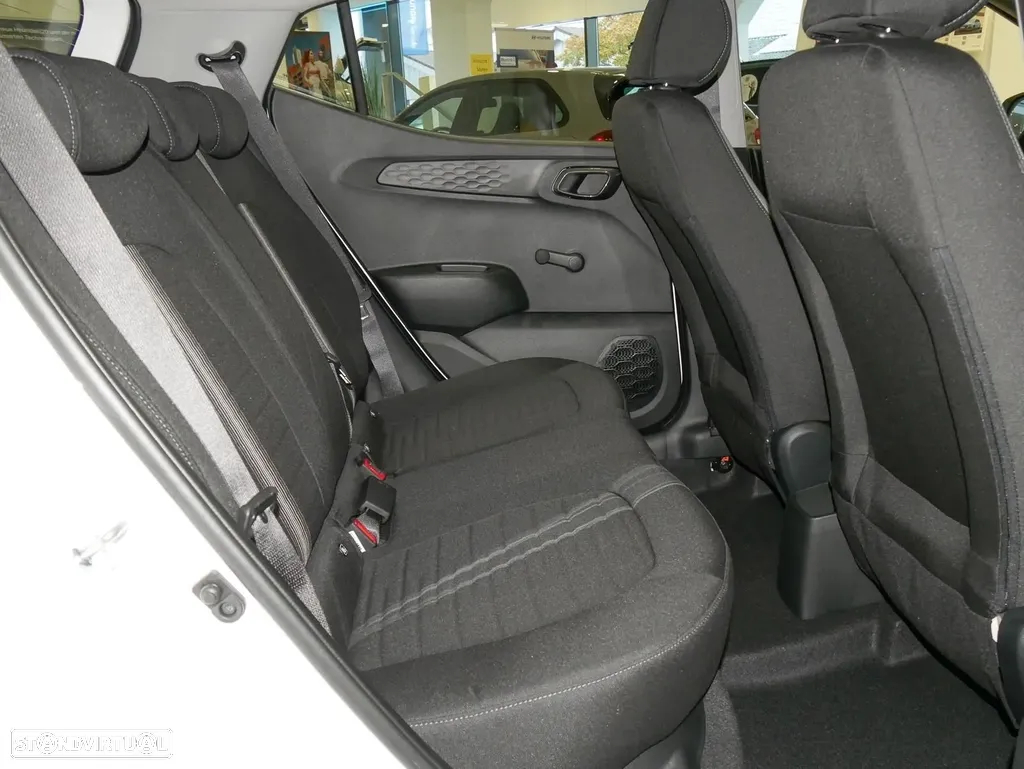 Hyundai i10 1.0 Comfort AMT - 20