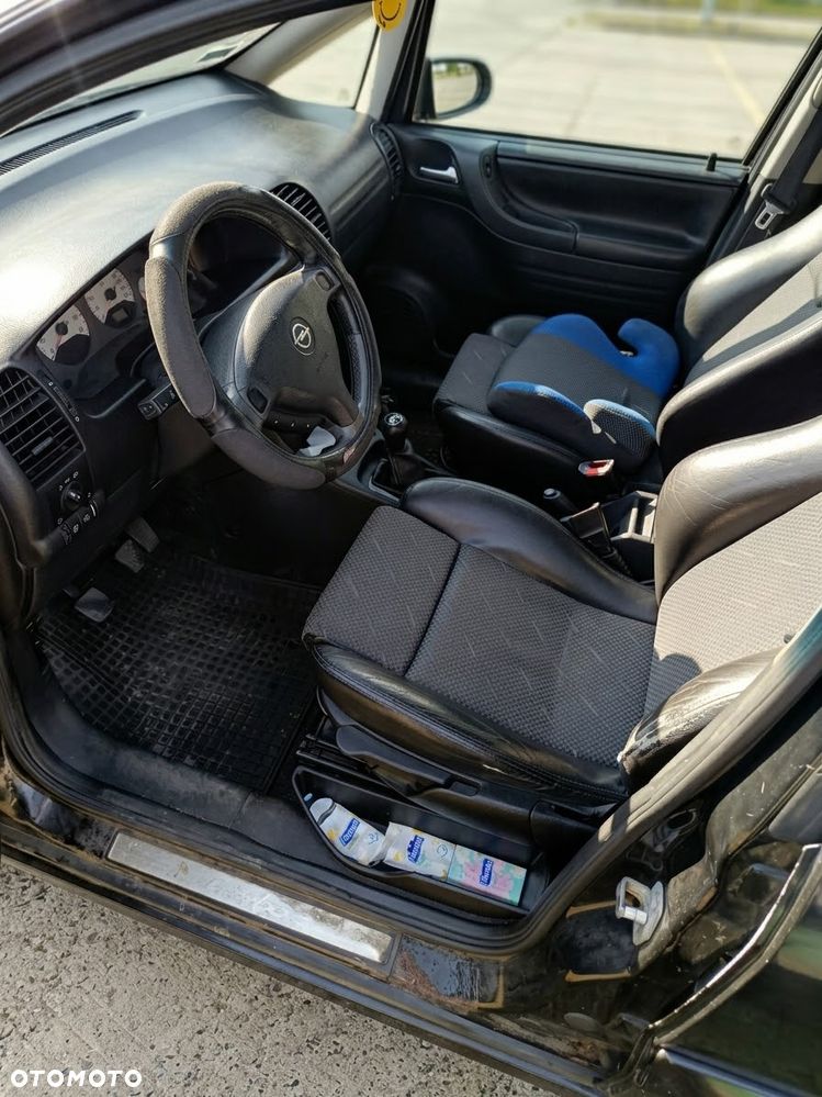 Opel Zafira - 5