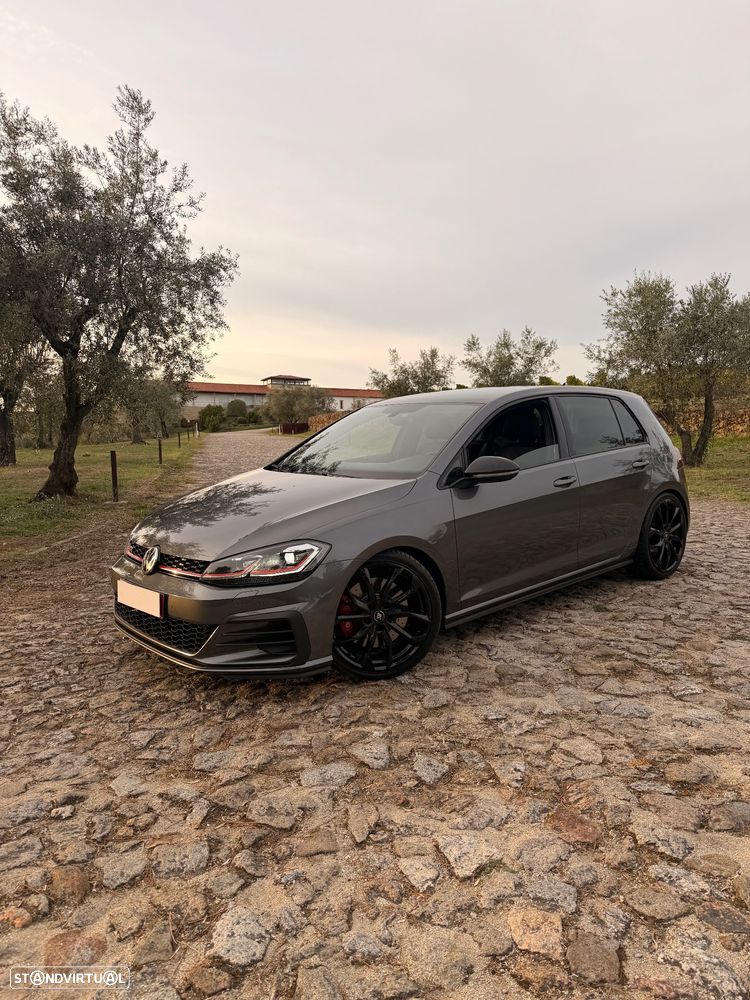 VW Golf - 13