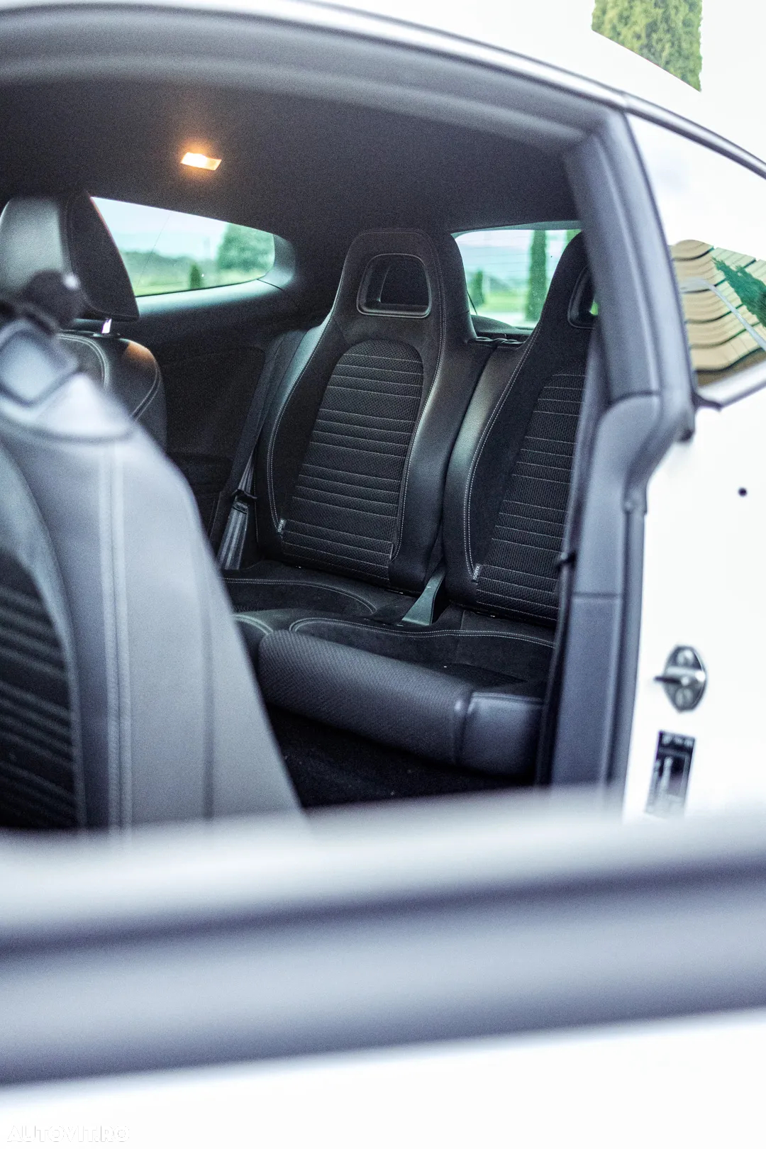 Volkswagen Scirocco 2.0 TDI Blue Motion Technologie - 12