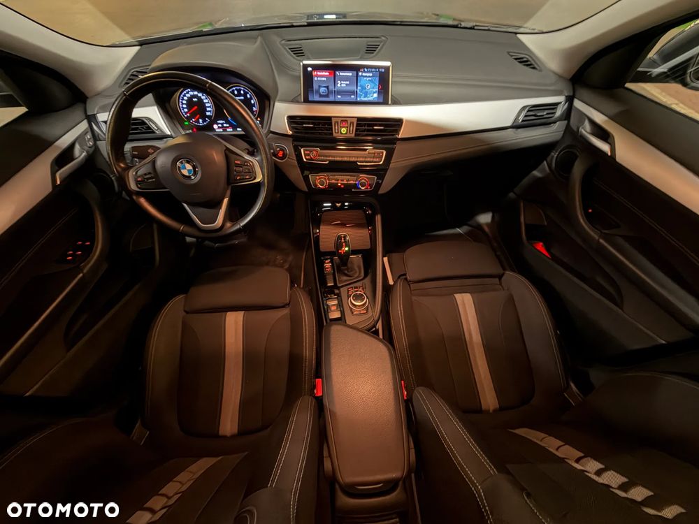 BMW X2 sDrive18i - 25