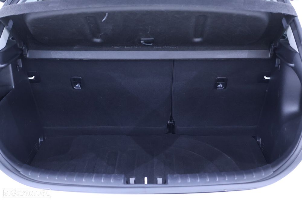 Kia Rio - 10