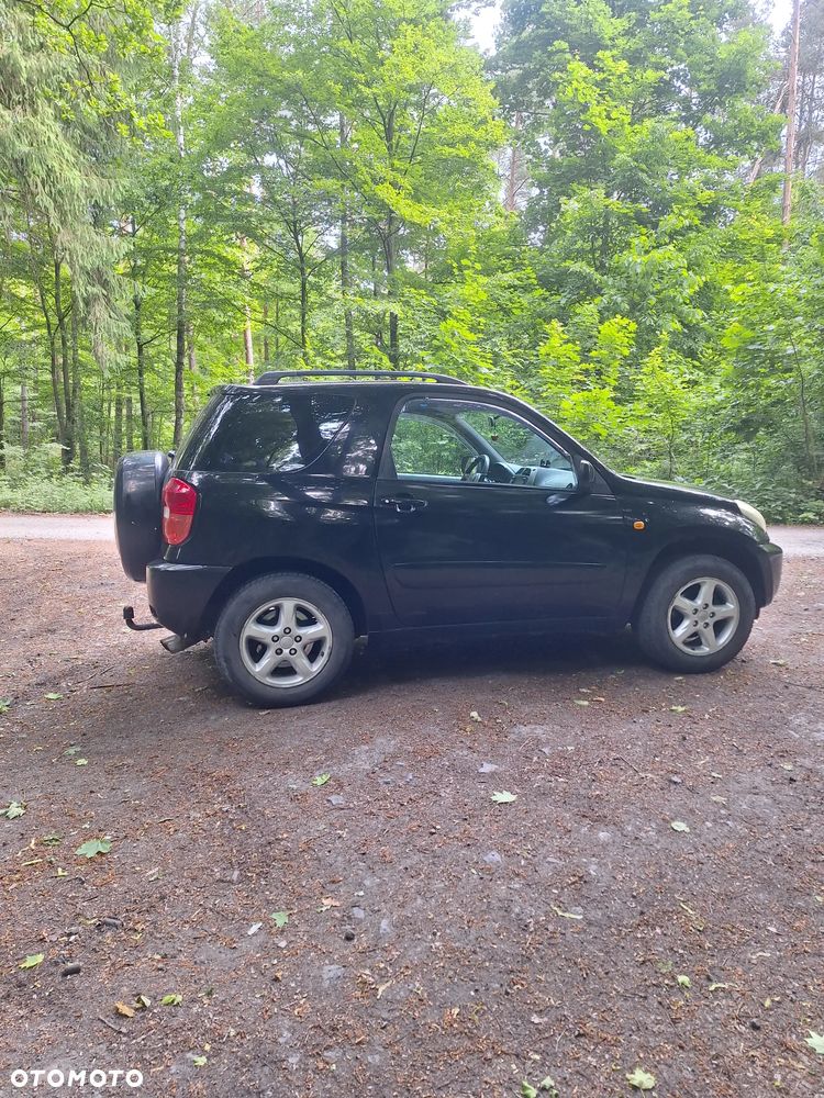 Toyota RAV4 1.8 VVT-i Luna 2WD - 3