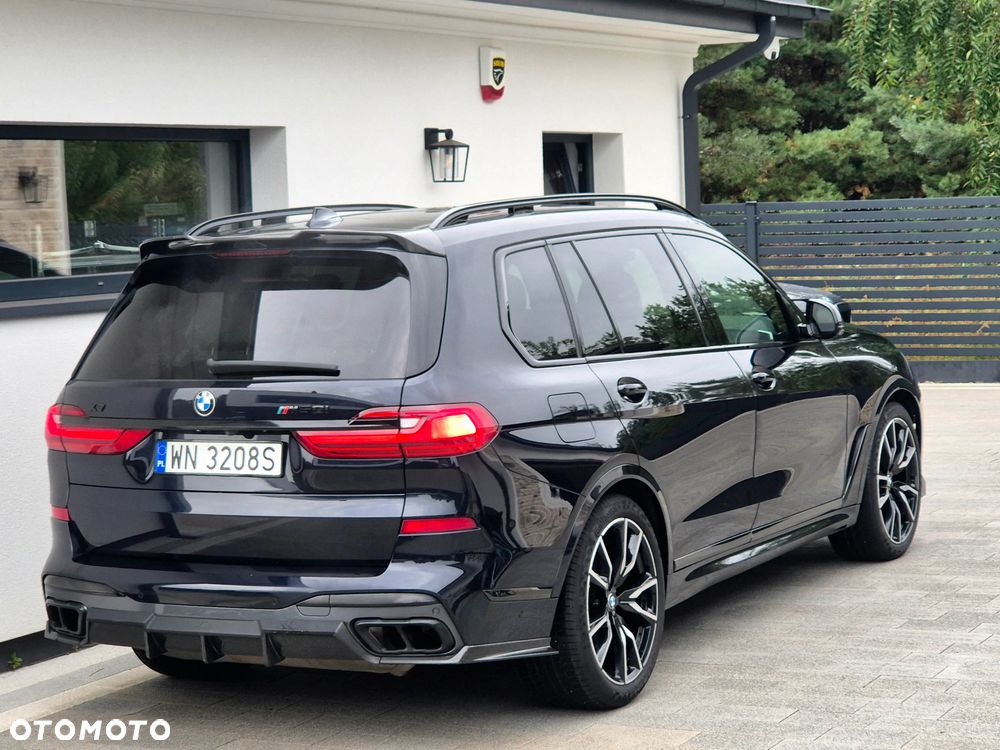 BMW X7 M50i sport - 9