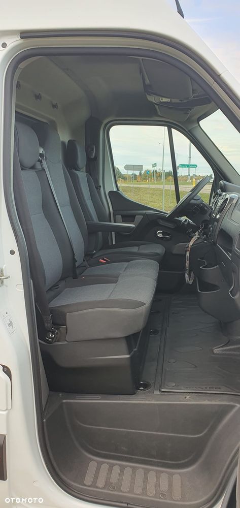 Renault Master - 18