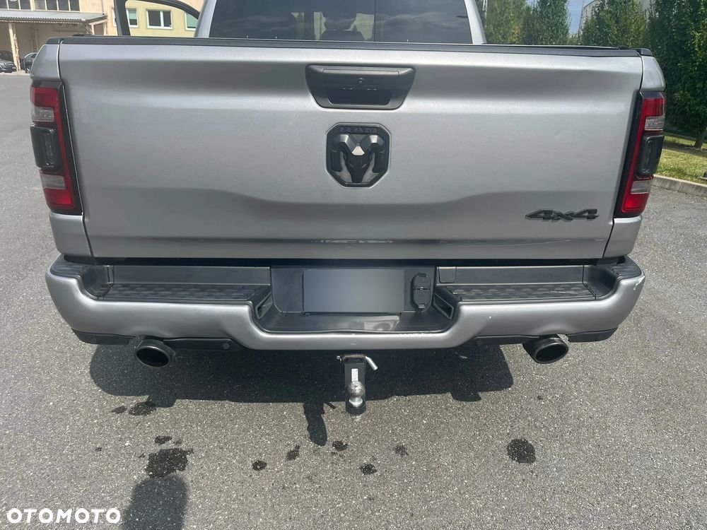 Dodge RAM 1500 5.7 4x4 - 14