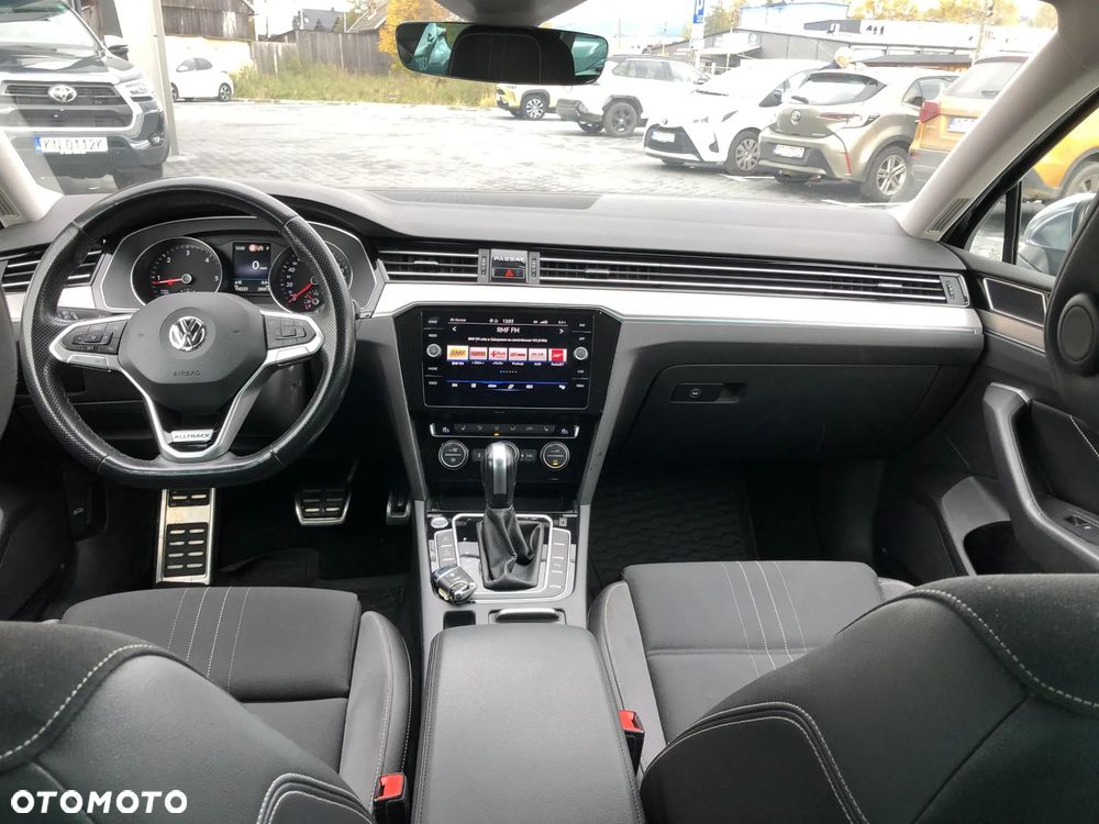 Volkswagen Passat Alltrack 2.0 TDI SCR 4Motion DSG - 12