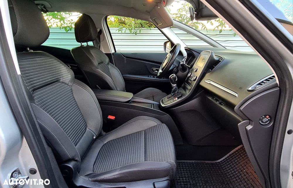 Renault Scenic BLUE dCi 120 EDC BLACK EDITION - 3