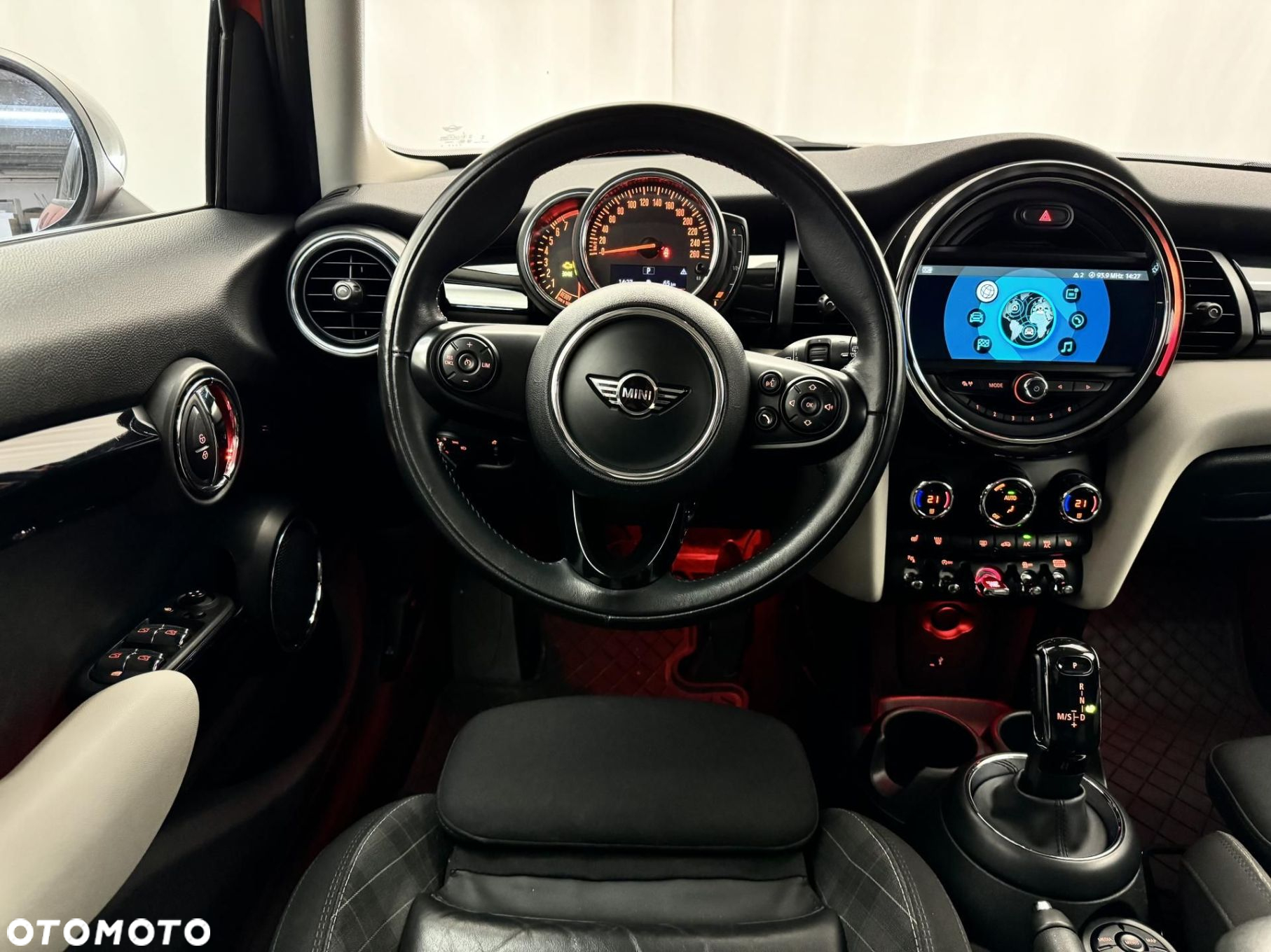 MINI Cooper S - 18