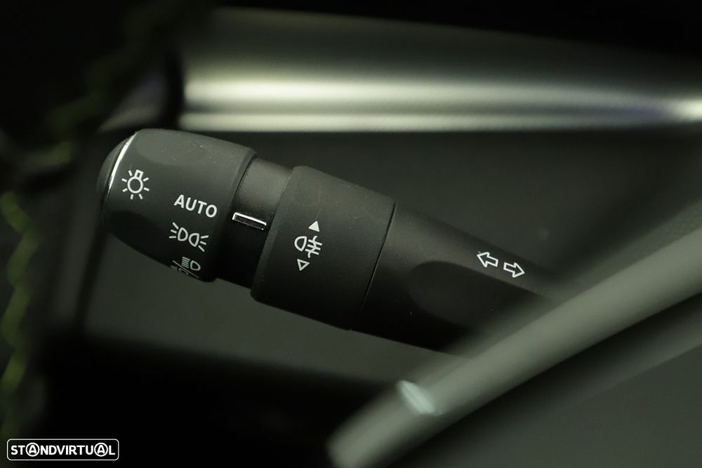 Peugeot 308 SW 1.2 PureTech GT EAT8 - 17