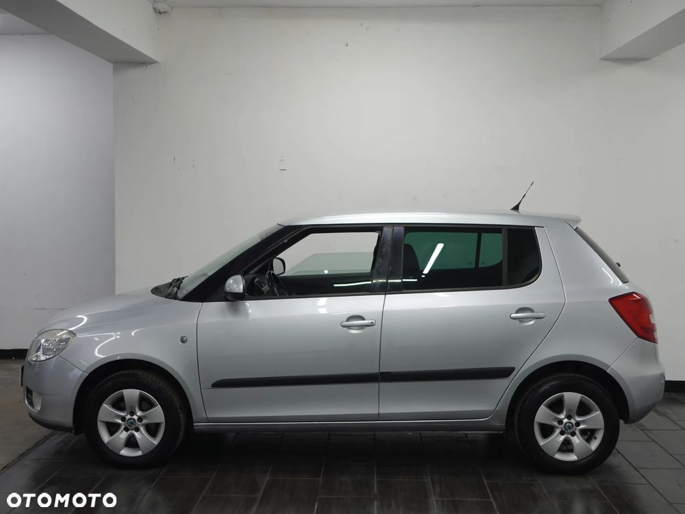 Skoda Fabia - 4