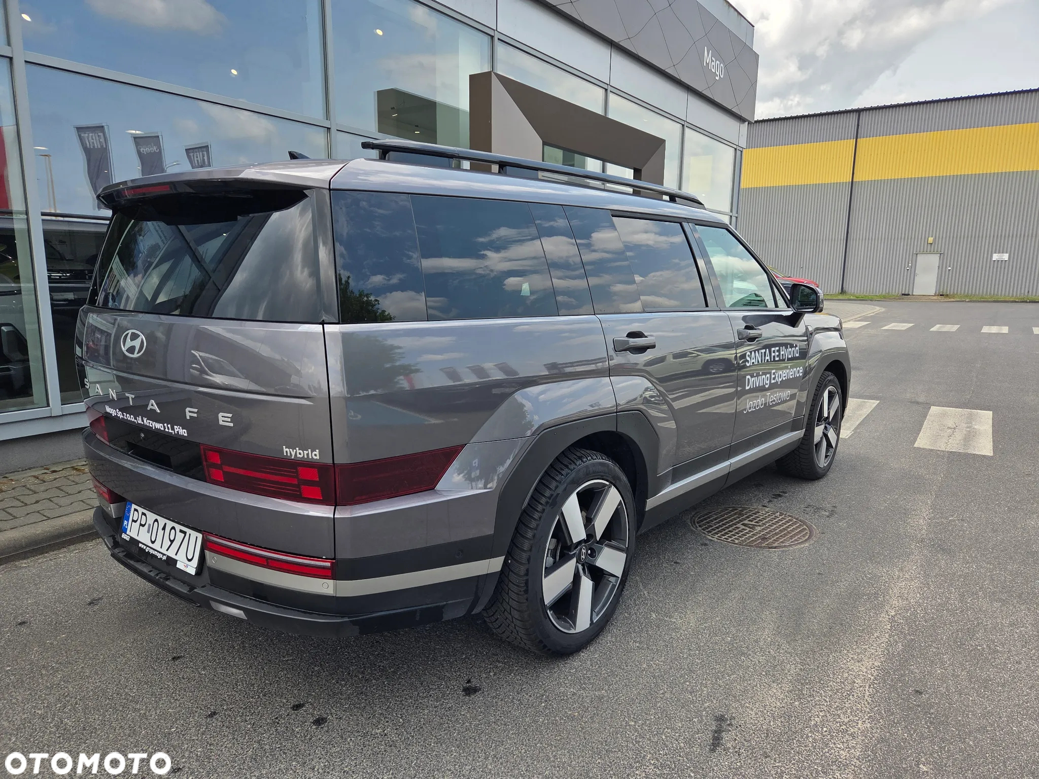 Hyundai Santa Fe - 2