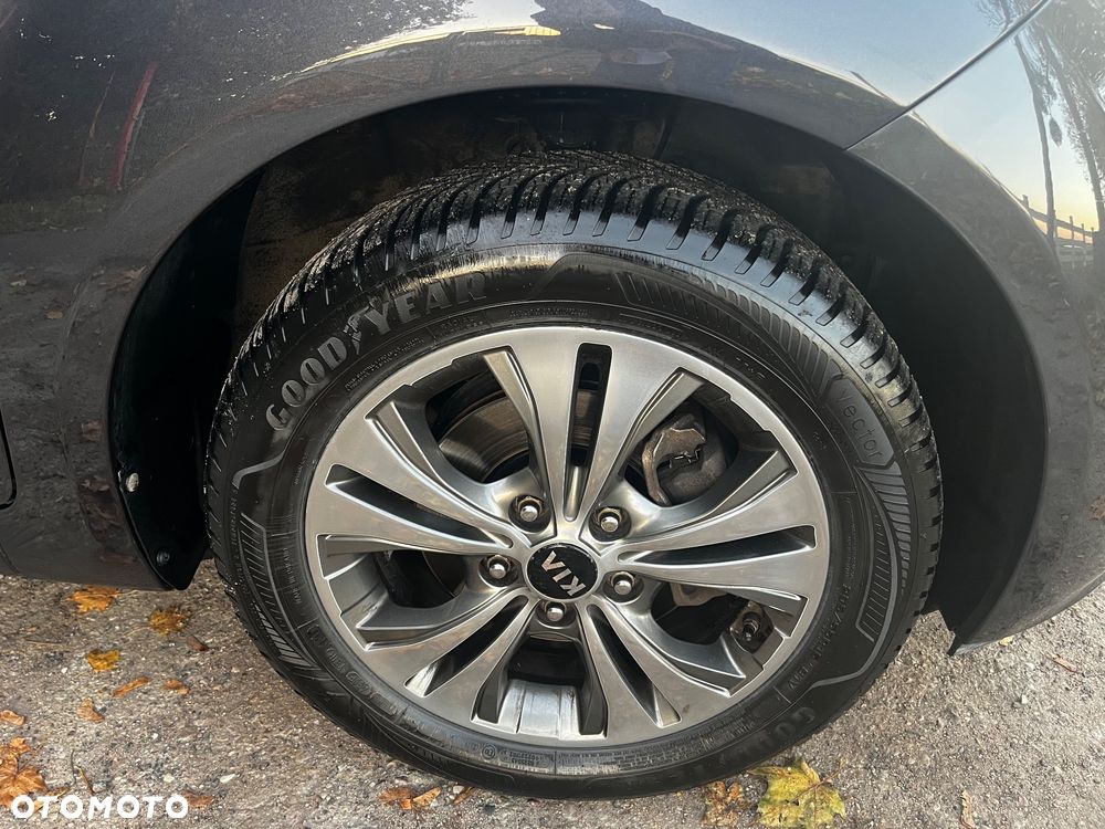 Kia Venga 1.4 CVVT Business Line - 15