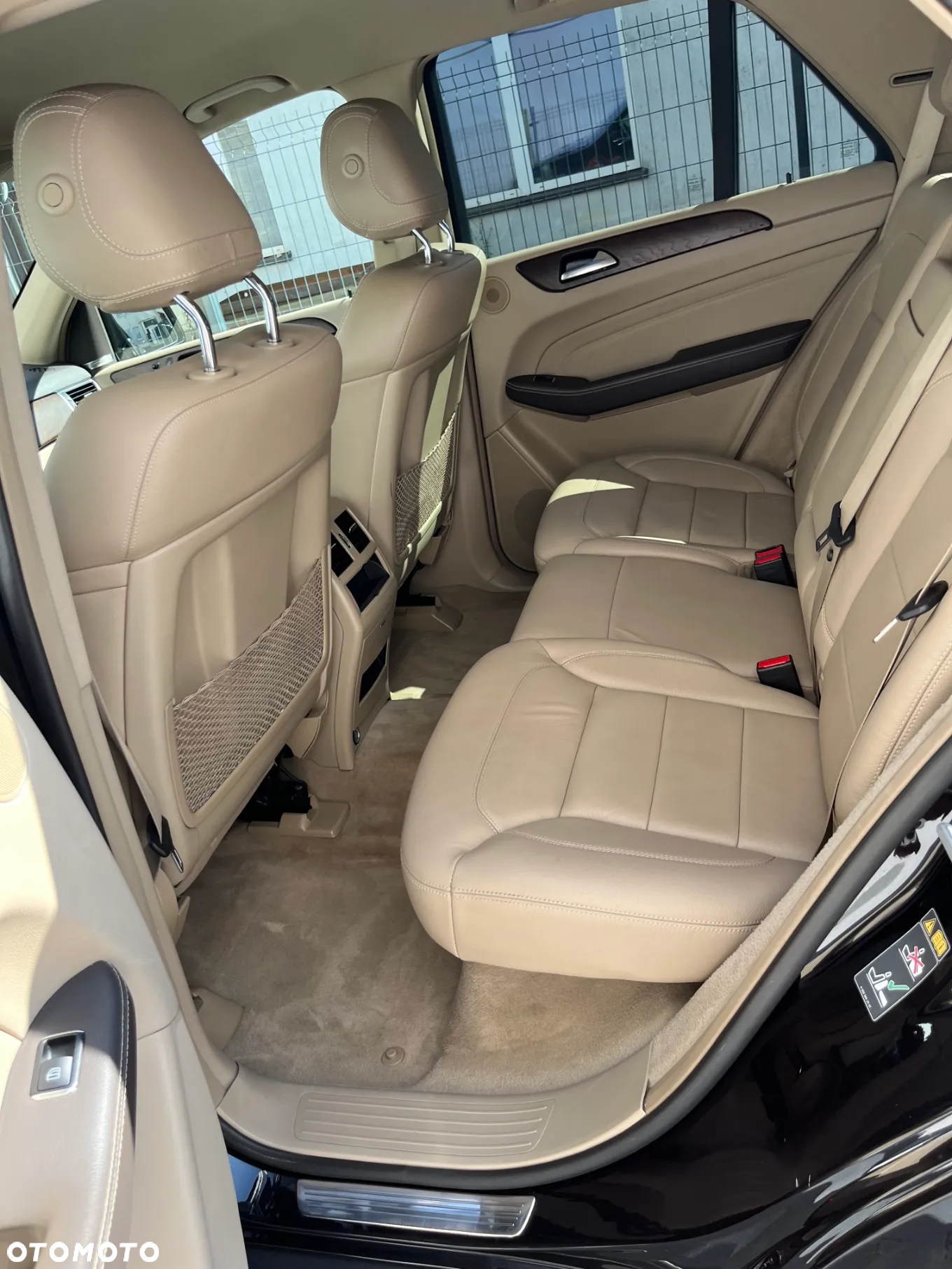 Mercedes-Benz ML 350 BlueTec 4-Matic - 5