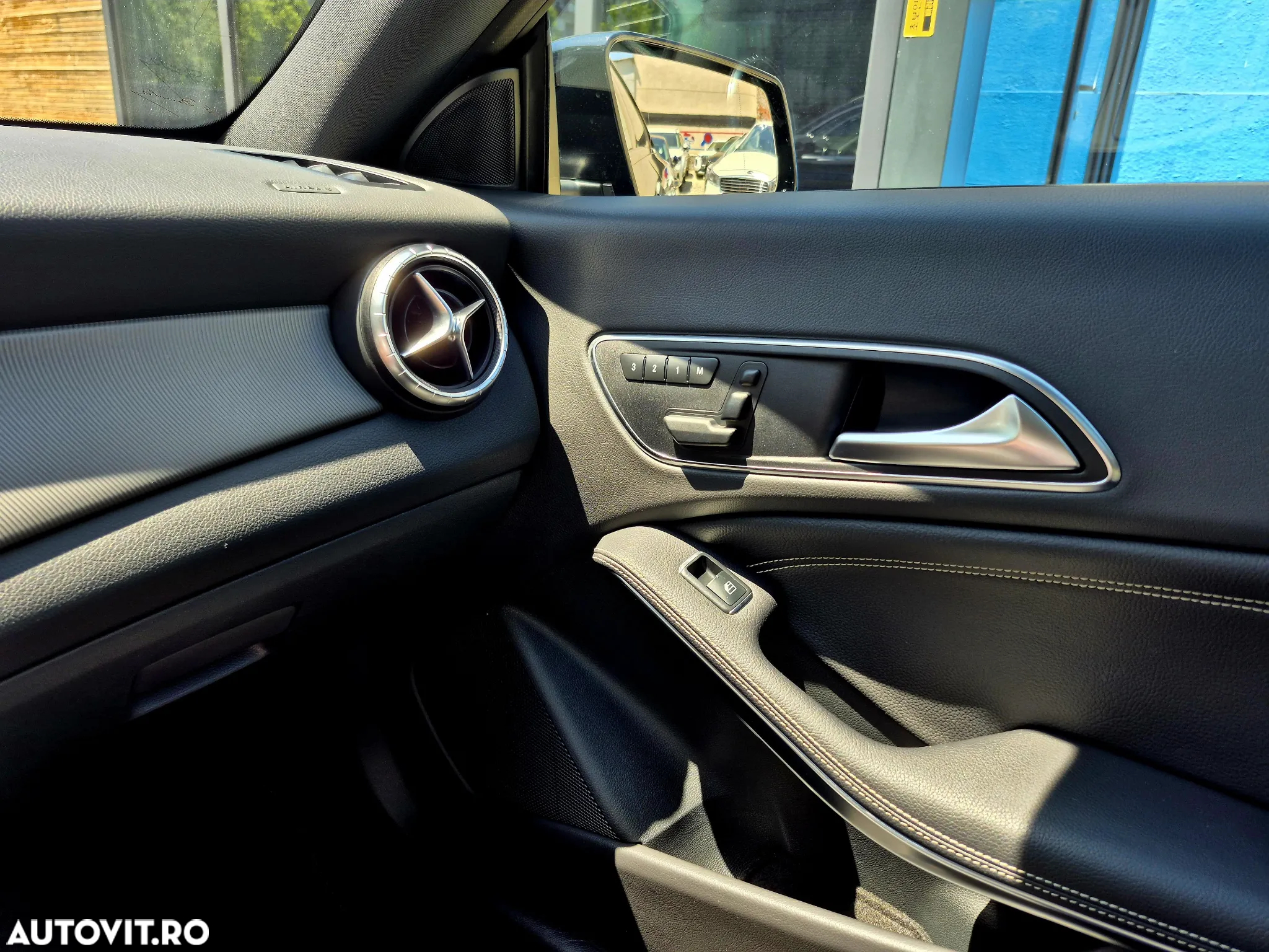 Mercedes-Benz CLA 200 d 4Matic 7G-DCT UrbanStyle Edition - 29