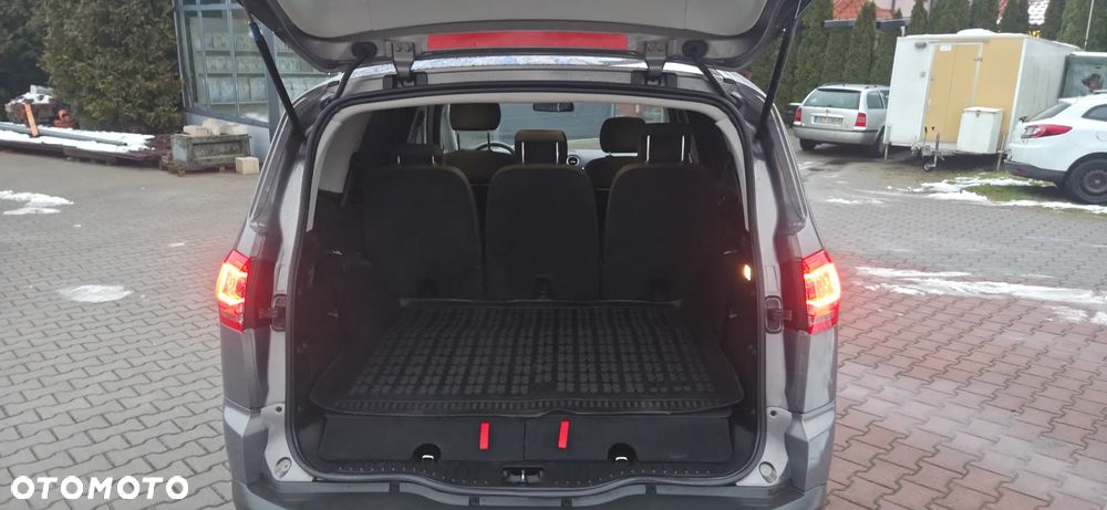 Ford S-Max 2.0 TDCi DPF Business Edition - 31