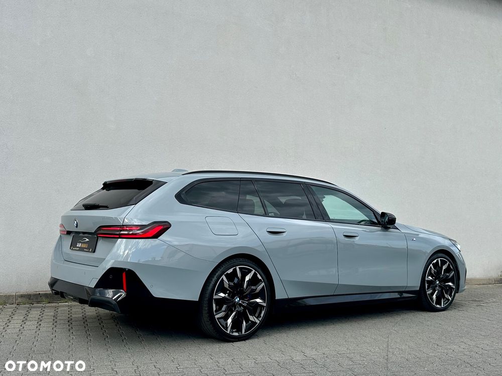 BMW Seria 5 520d xDrive mHEV M Sport - 11