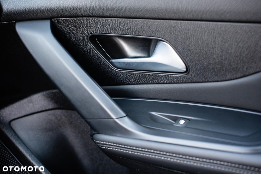 Peugeot 308 1.2 PureTech Allure S&S EAT8 - 26