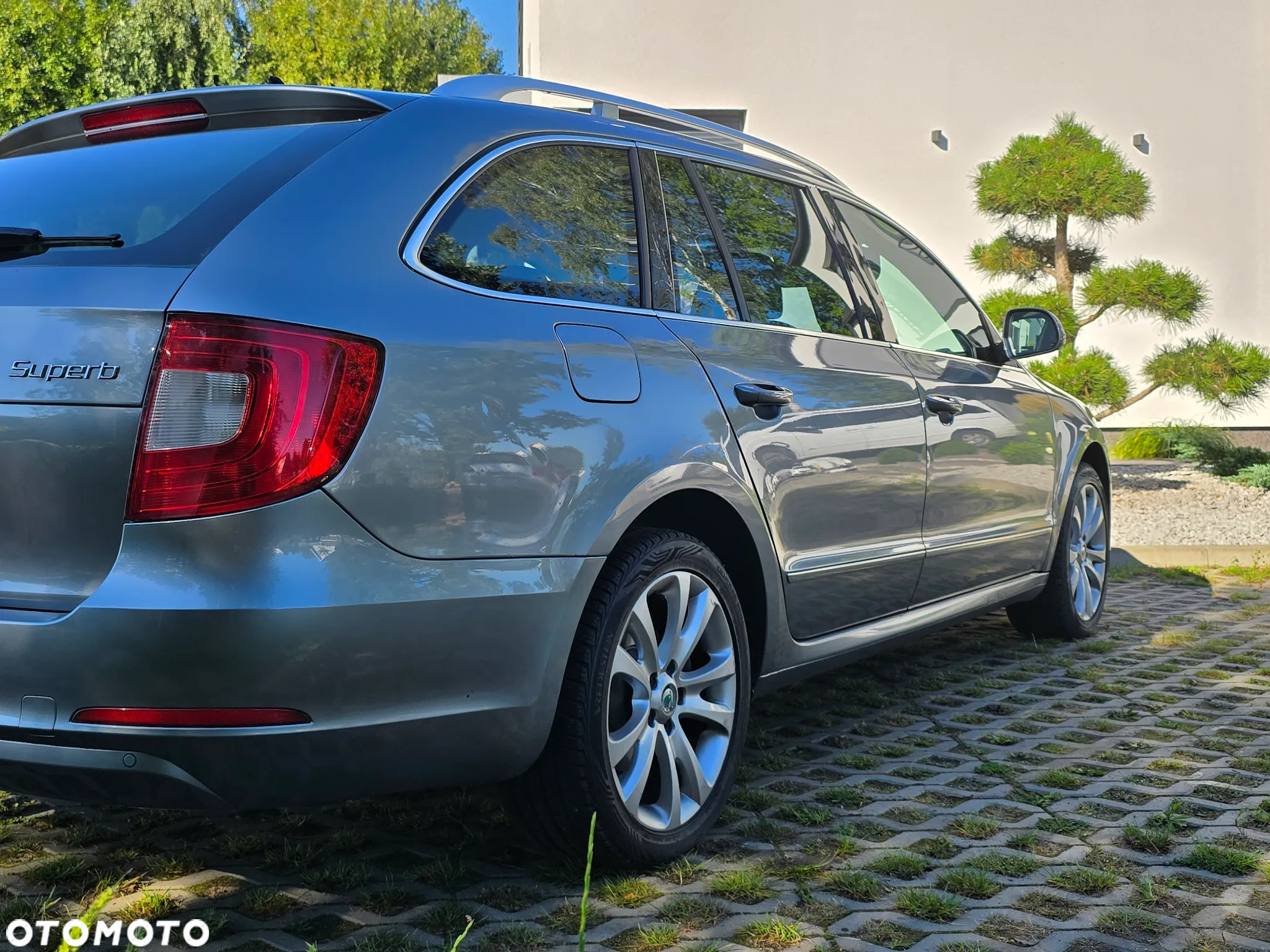 Skoda Superb 2.0 TDI Platinum DSG - 35