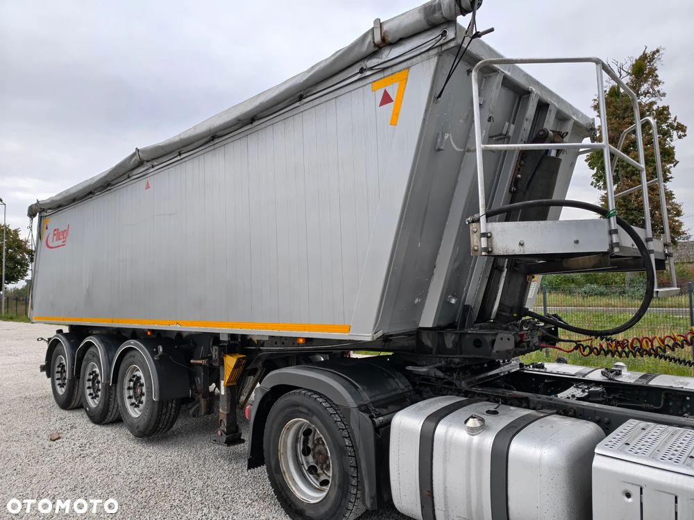 Fliegl WYWROTKA 33m3 - SAF - OŚ PODNOSZONA - ŁADNA - 11