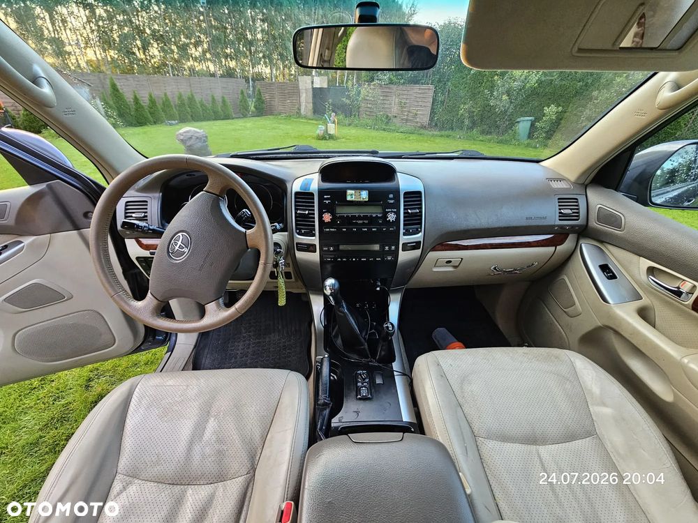Toyota Land Cruiser - 9