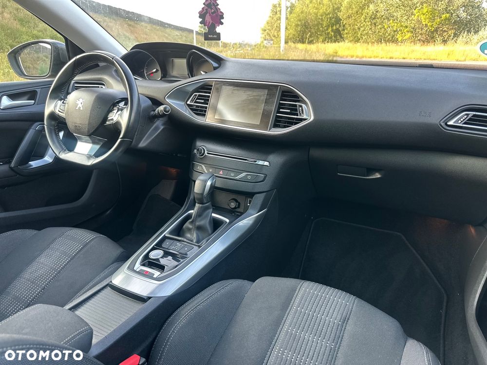 Peugeot 308 - 7