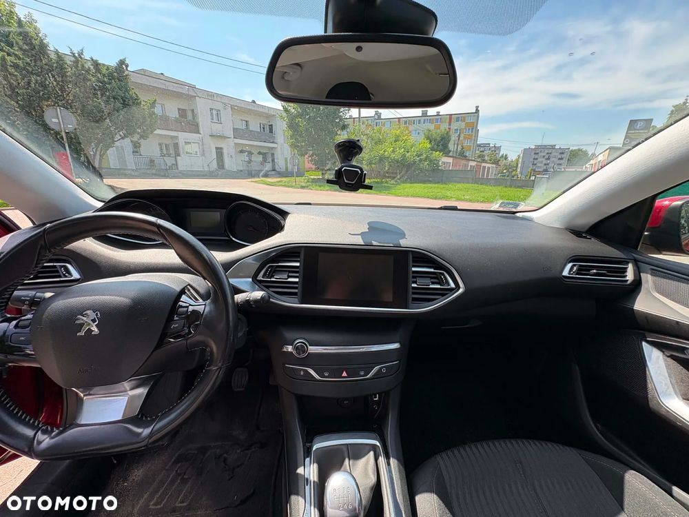 Peugeot 308 1.2 PureTech Style S&S - 9