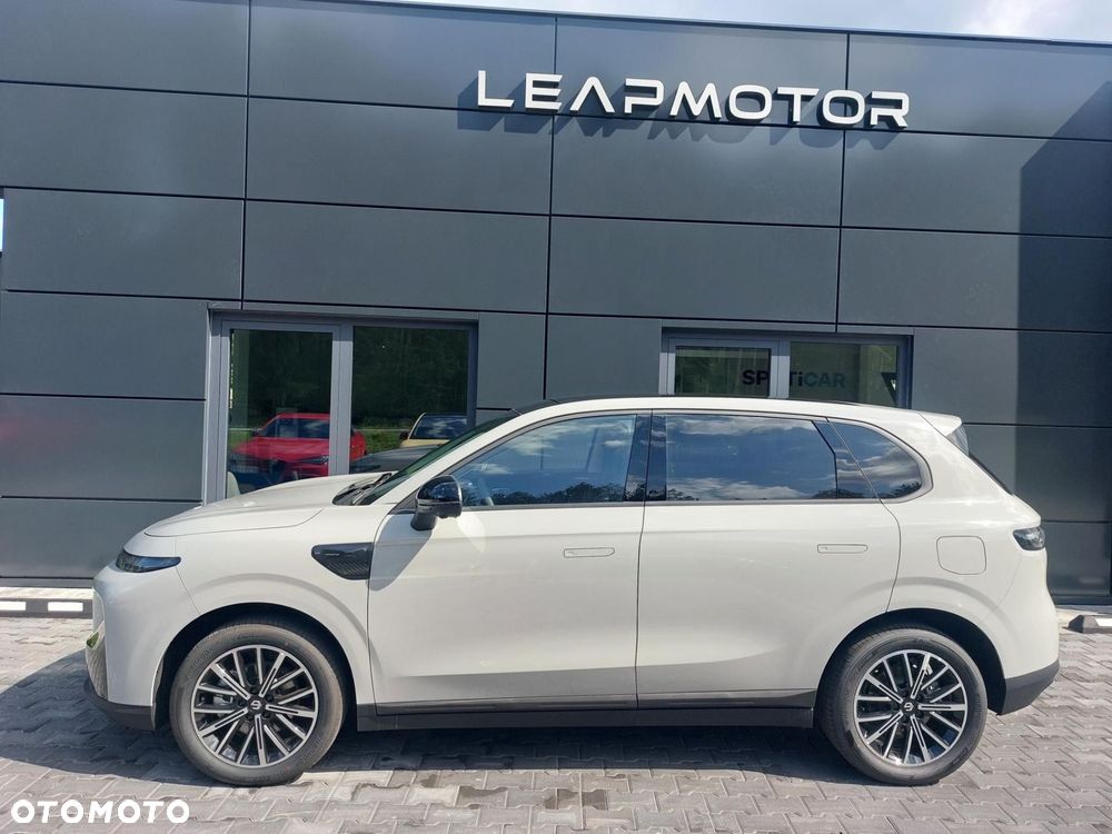 Leapmotor B10 HYBRID EV 18.8 kWh Design - 2