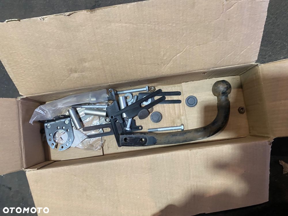 DACIA DUSTER 1 I , II 2 LIFT  ORYGINALNA KULA holownicza HAKA HAK HOLOWNICZY KOŃCÓWKA STALOWA - 5