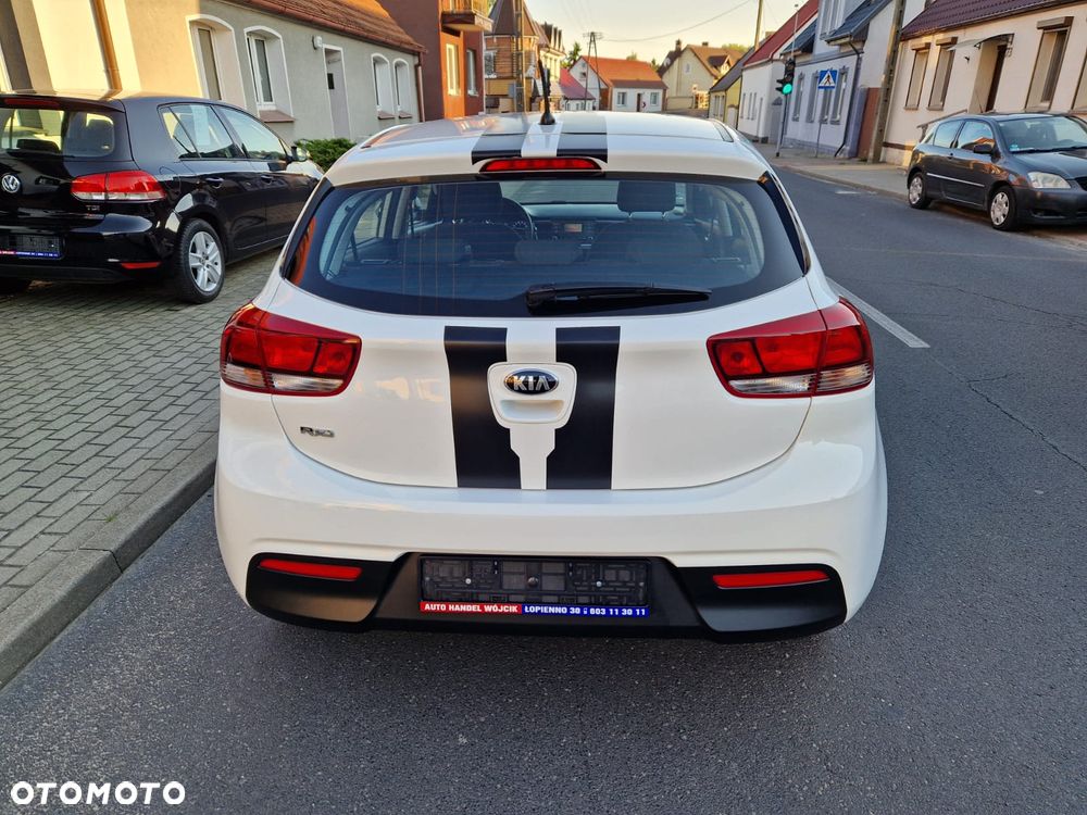 Kia Rio 1.2 Dream-Team Edition - 7