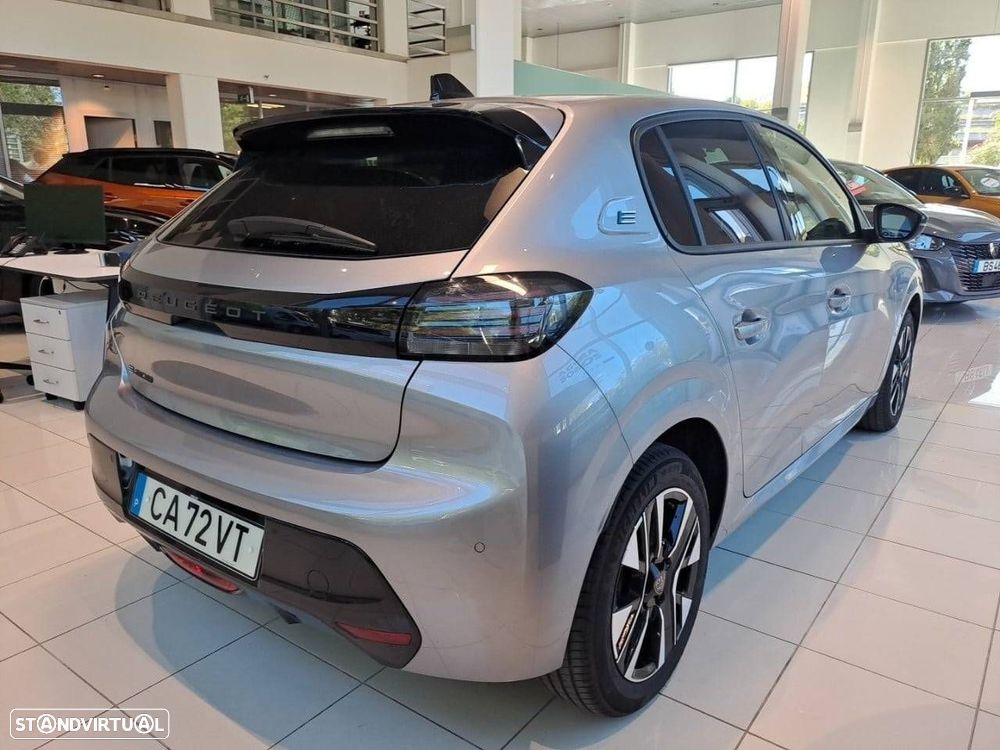 Peugeot 208 — fotografia 6