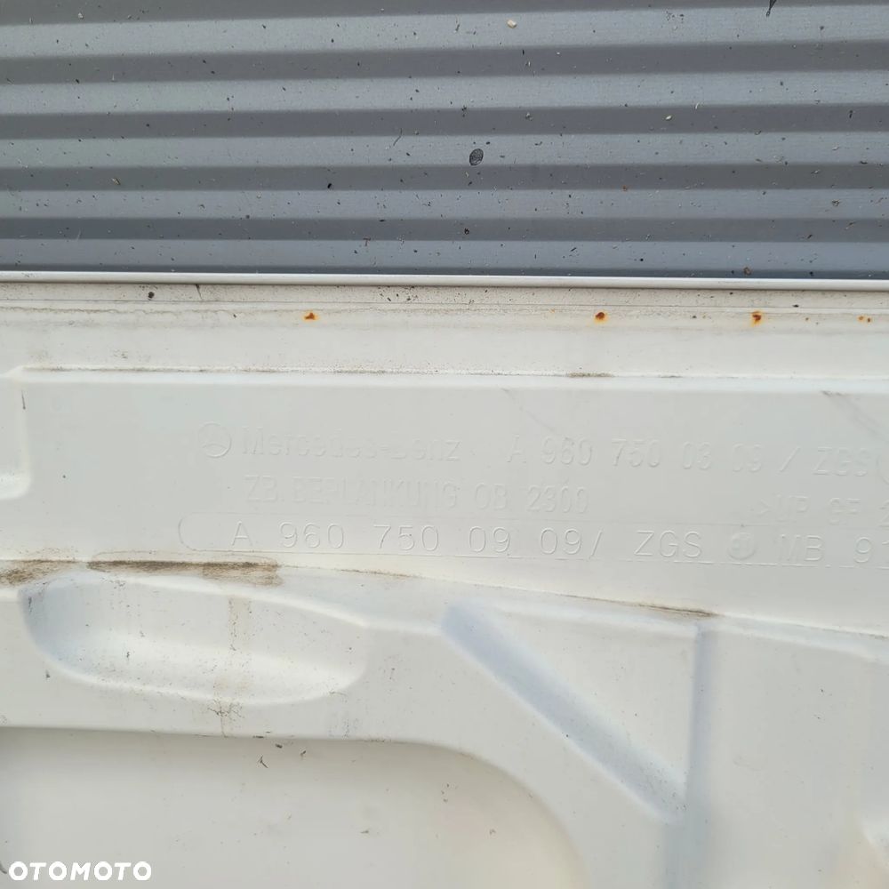 ATRAPA MASKA AROCS A9607500909 - 8