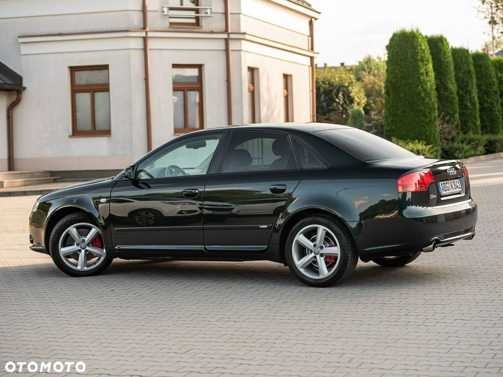 Audi A4 Limousine 2.0T FSI Quattro - 13