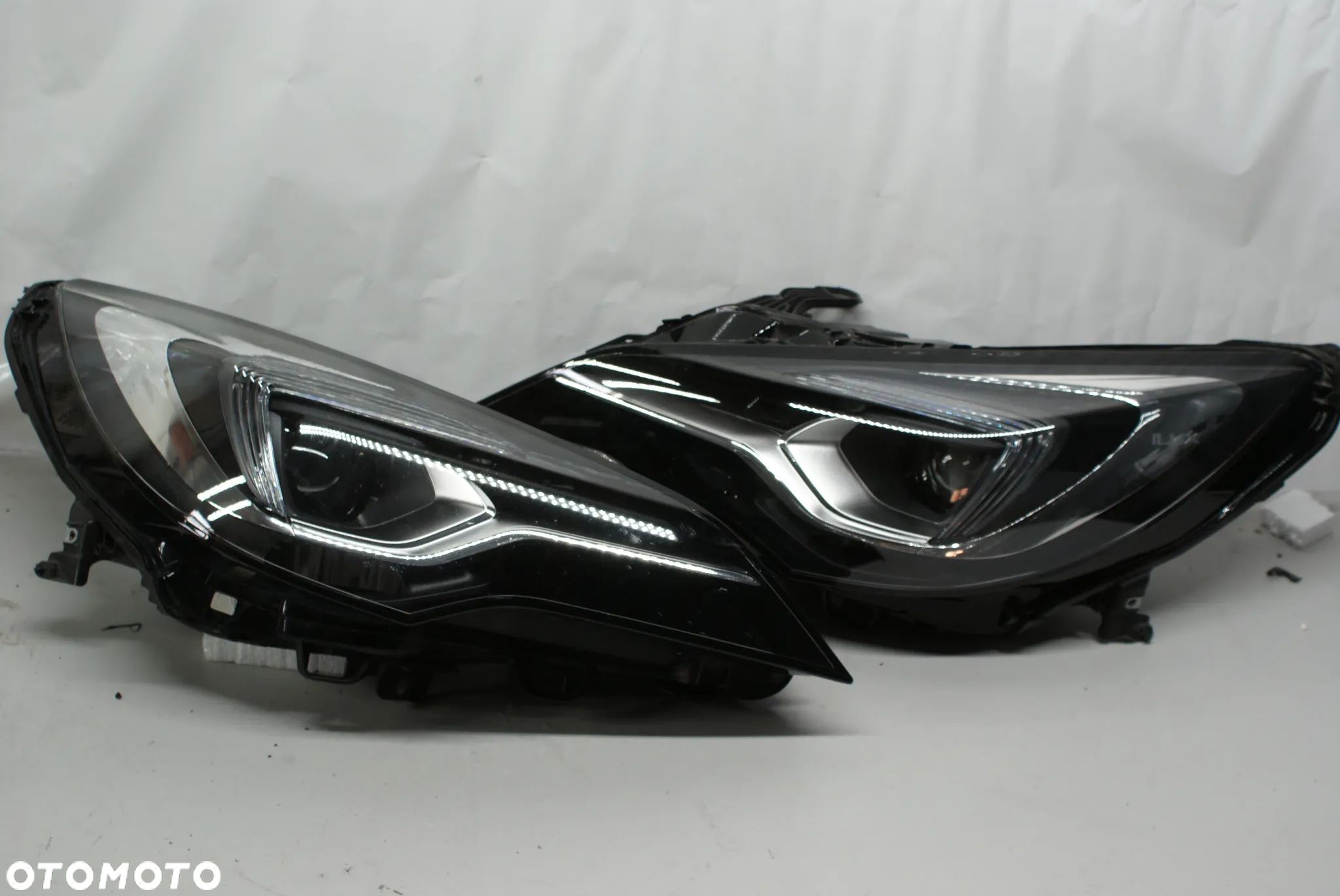 LAMPY PRZEDNIE OPEL ASTRA K LED LUX - 1