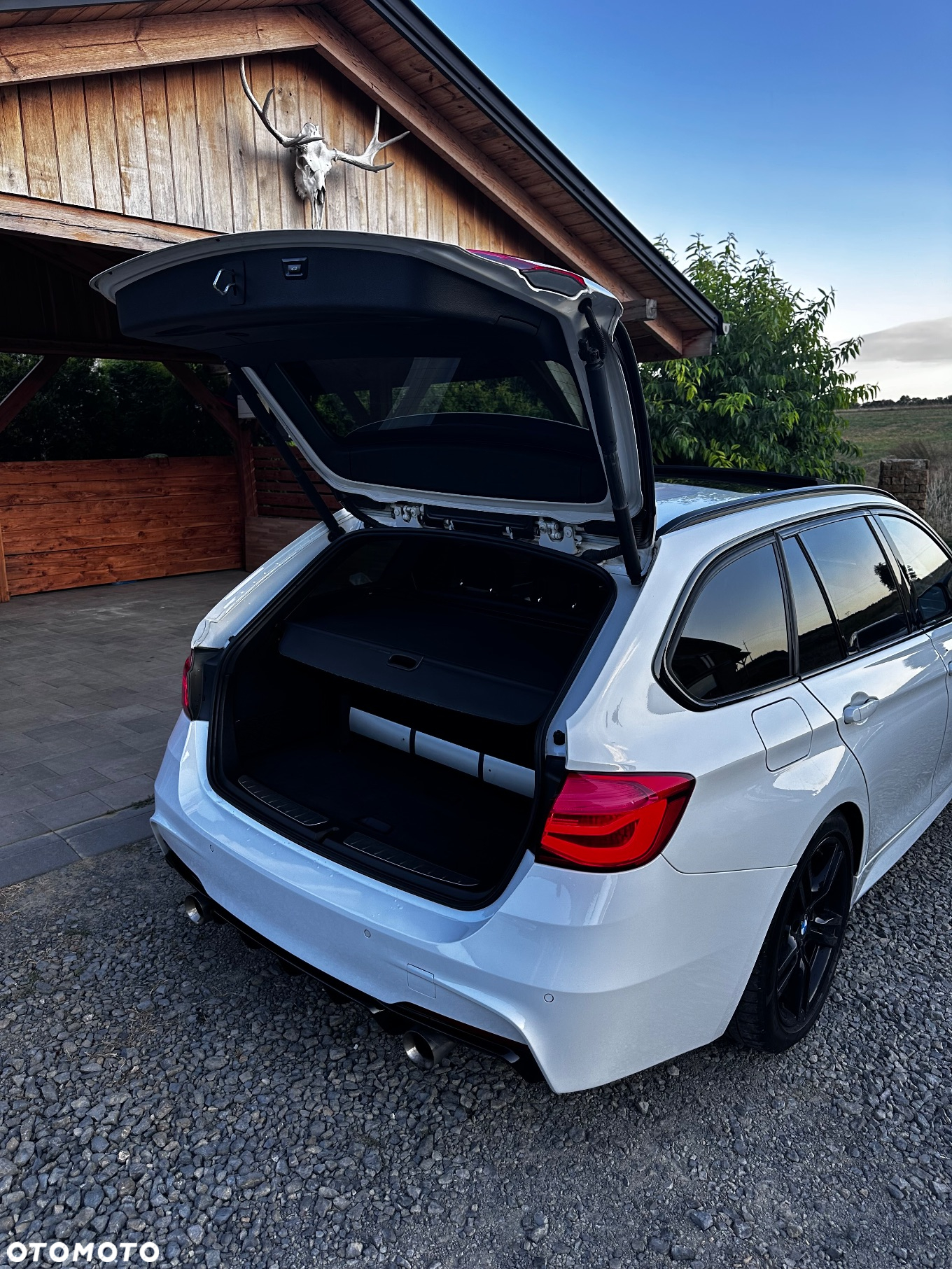 BMW Seria 3 318d Touring Edition M Sport Shadow - 8