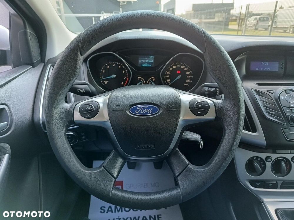 Ford Focus 1.6 Trend - 16