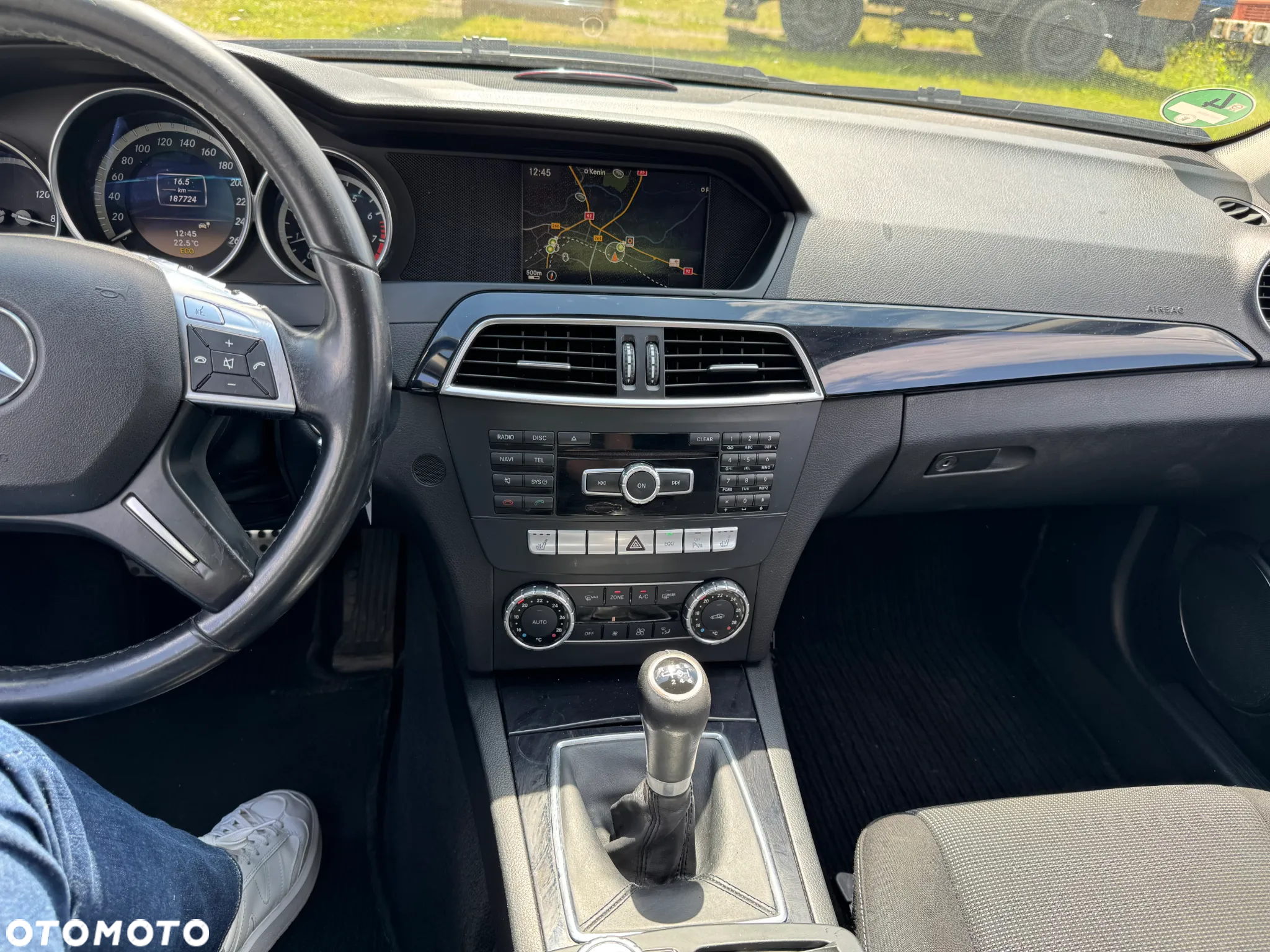 Mercedes-Benz Klasa C 180 BlueEFFICIENCY Elegance - 3