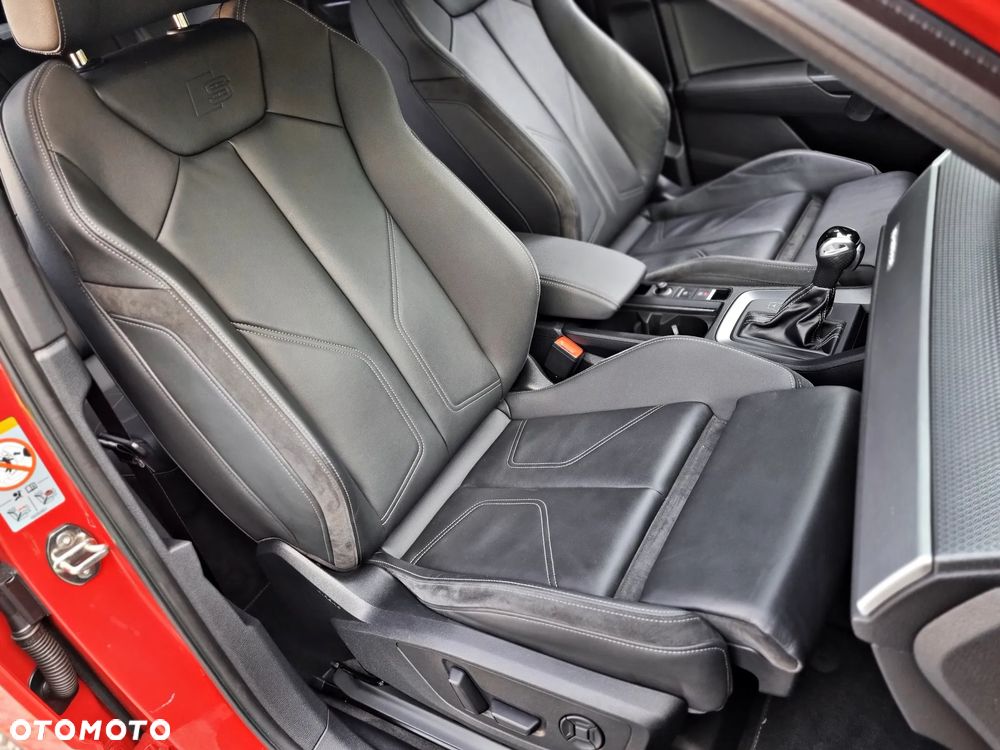 Audi Q3 Sportback 40 TDI quattro S tronic S line - 31