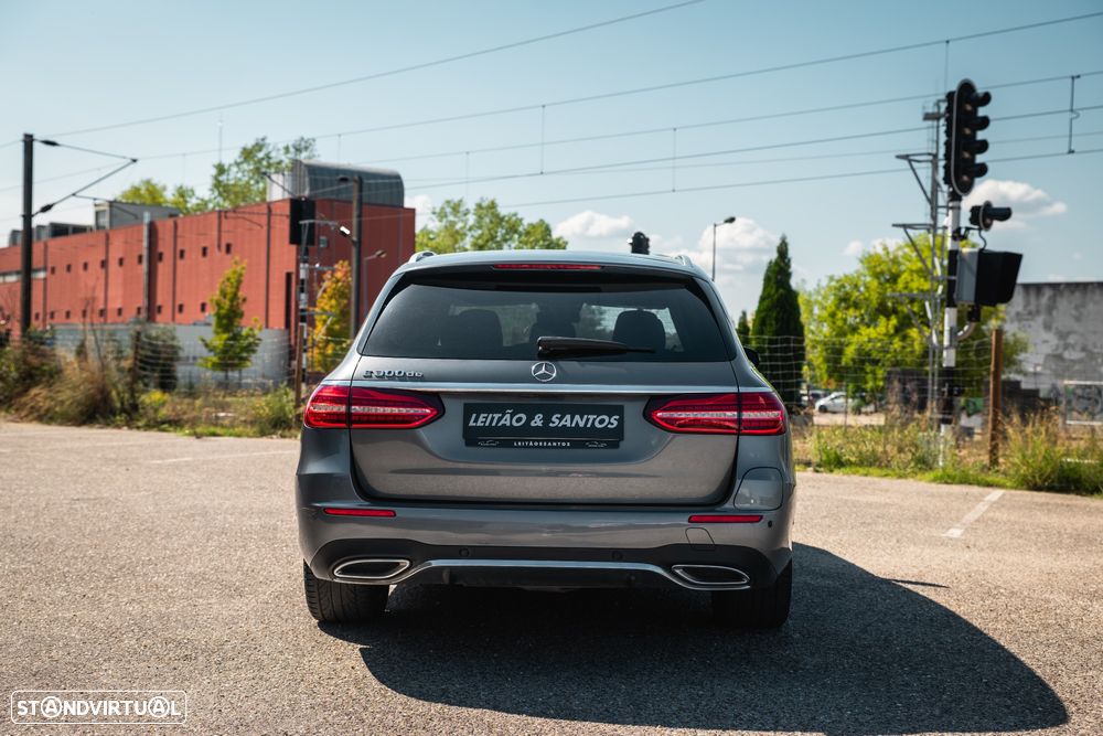 Mercedes-Benz E 300 de AMG Line - 8