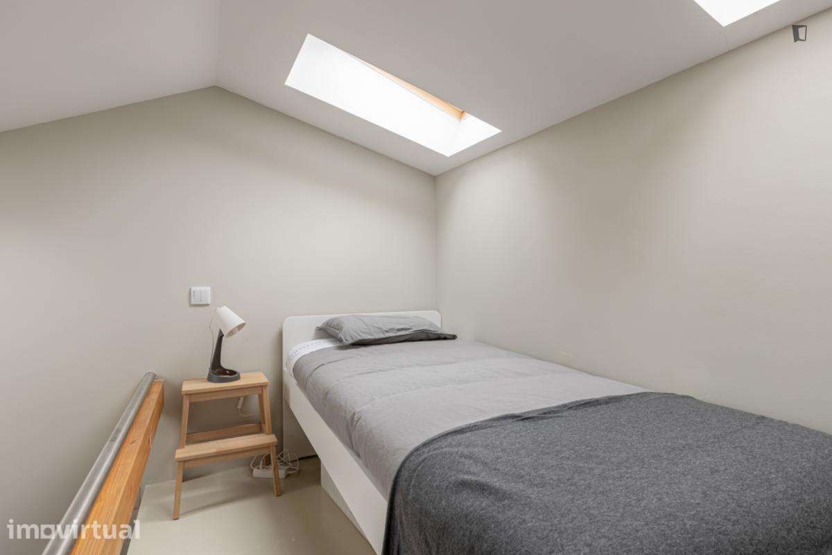 Quarto - localizado em Alvalade Lisbon - Grande imagem: 2/24