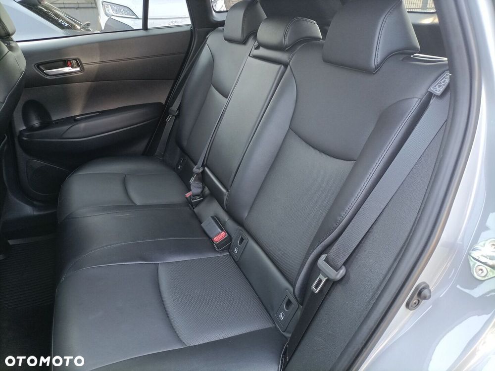 Toyota Corolla Cross 2.0 Hybrid Executive - 12