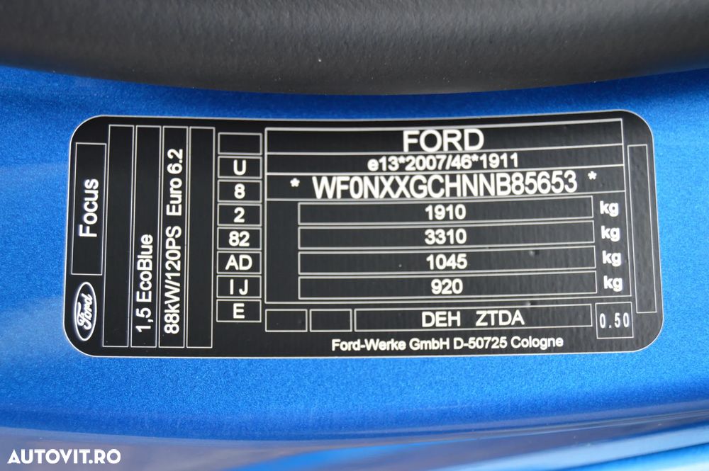 Ford Focus - 28
