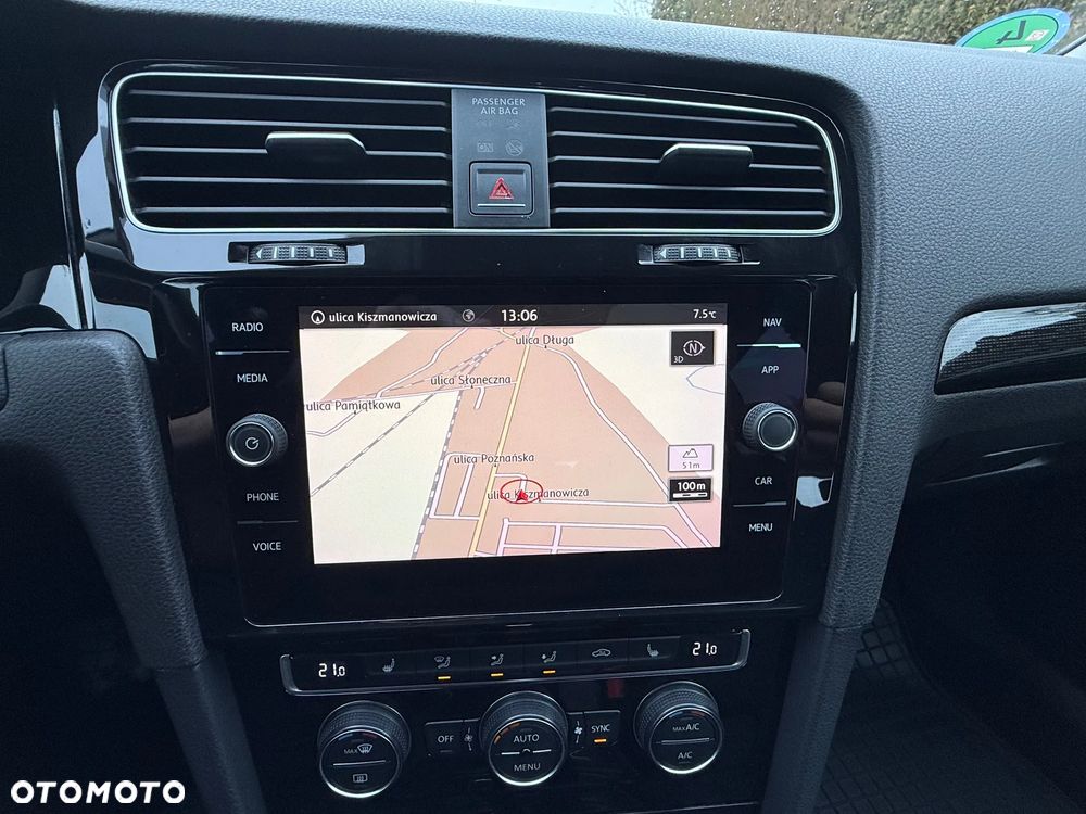 Volkswagen Golf Variant 2.0 TDI 4Motion DSG Highline - 21