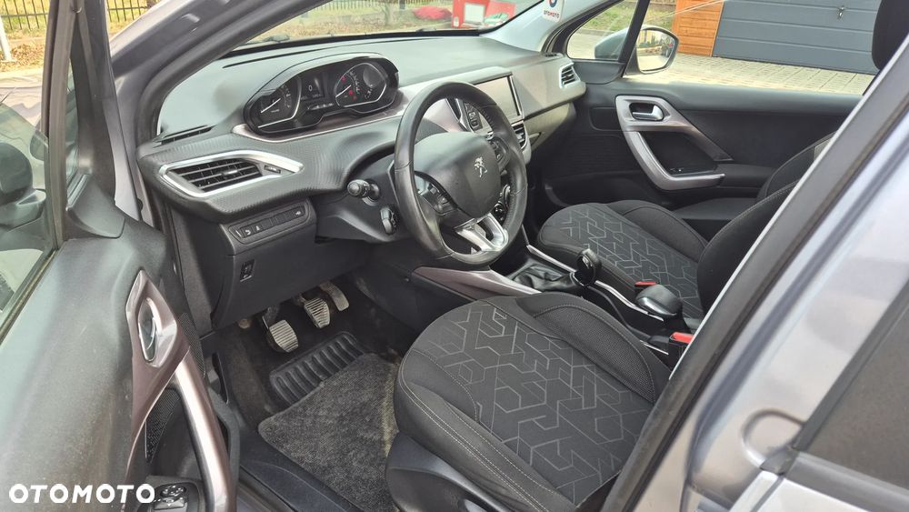 Peugeot 2008 PureTech 82 Access - 18