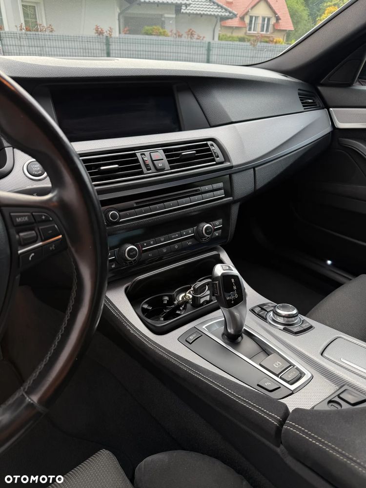 BMW Seria 5 520d - 4