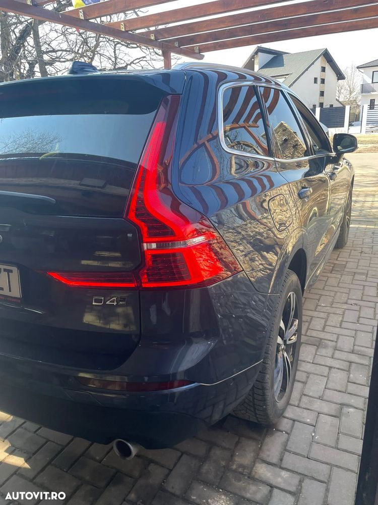 Volvo XC 60 D4 Momentum Pro - 5