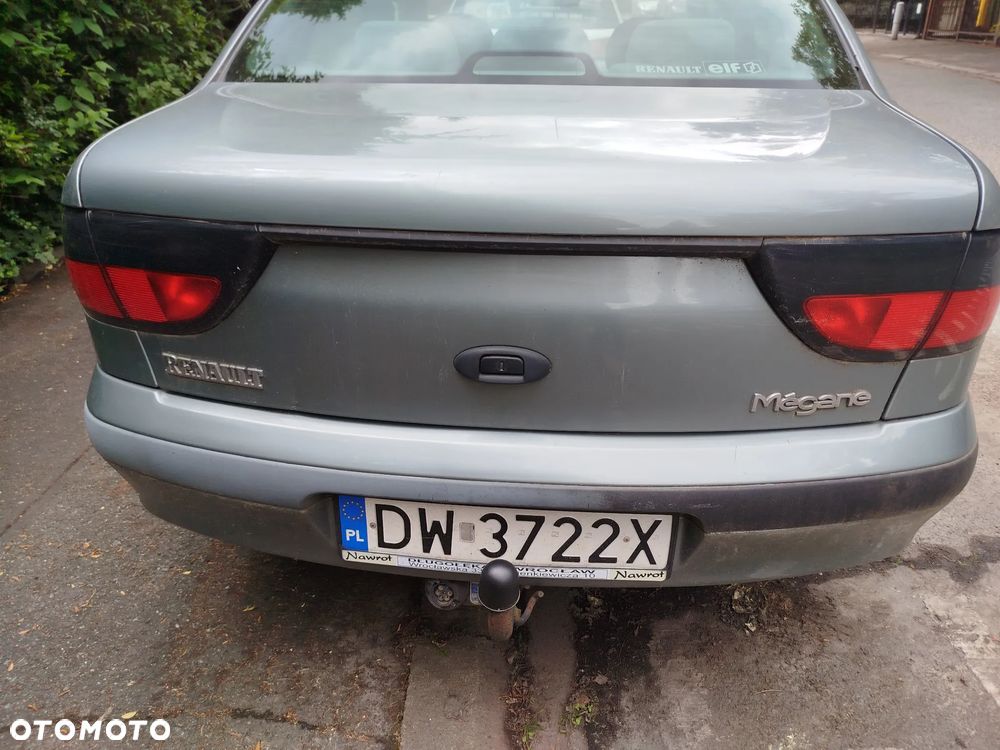 Renault Megane 1.4 RN - 8